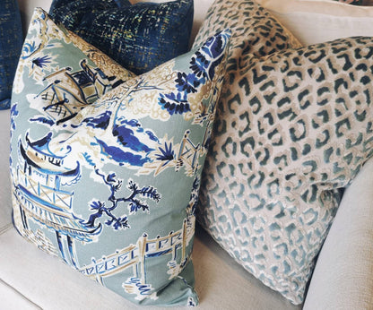 Blue and White Chinoiserie Print Pillow Cover