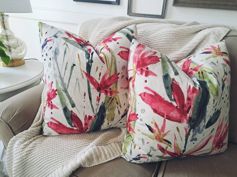 Contemporary floral print pillow cover