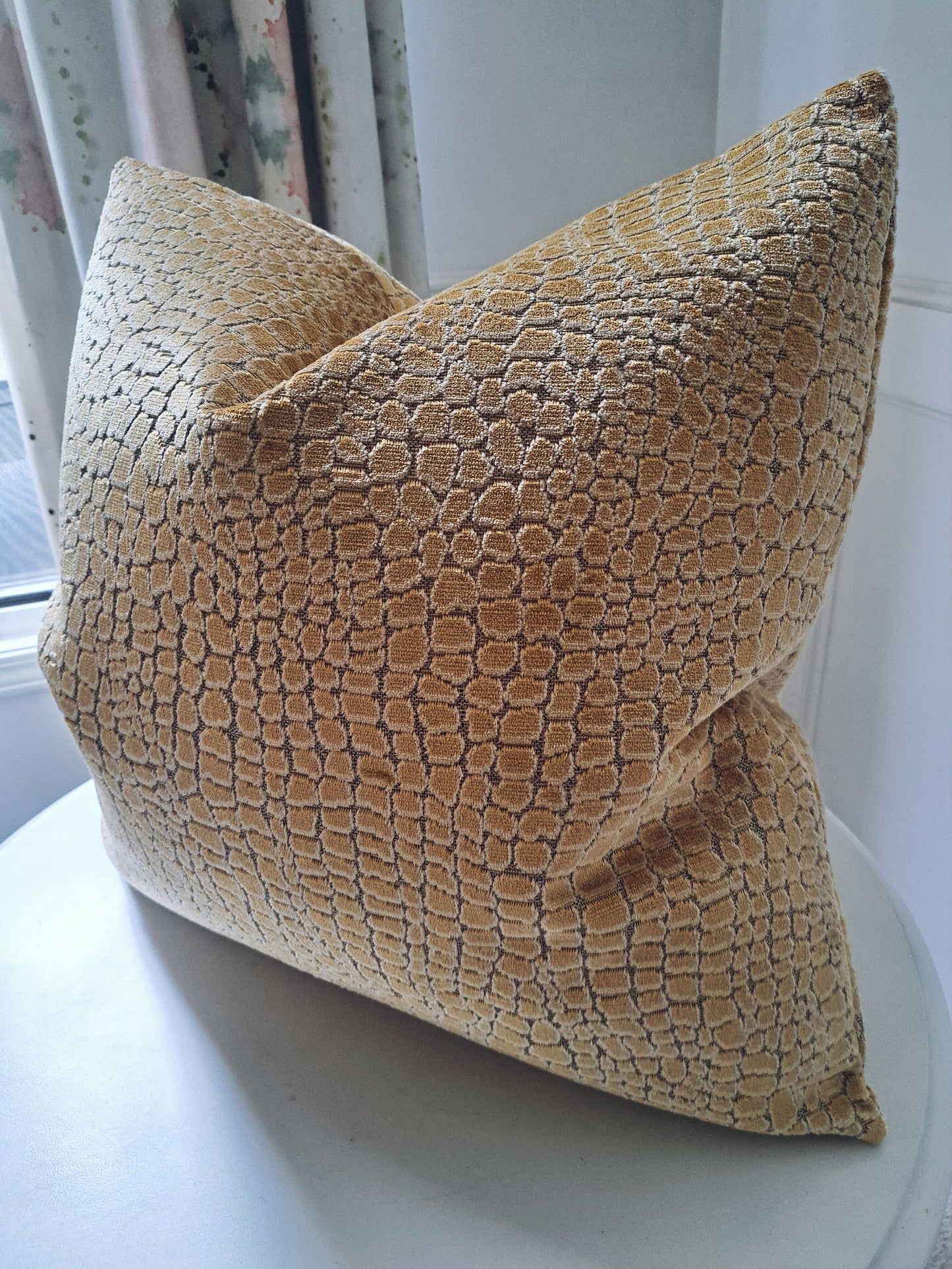 Gold cut velvet crocodile pattern pillow cover