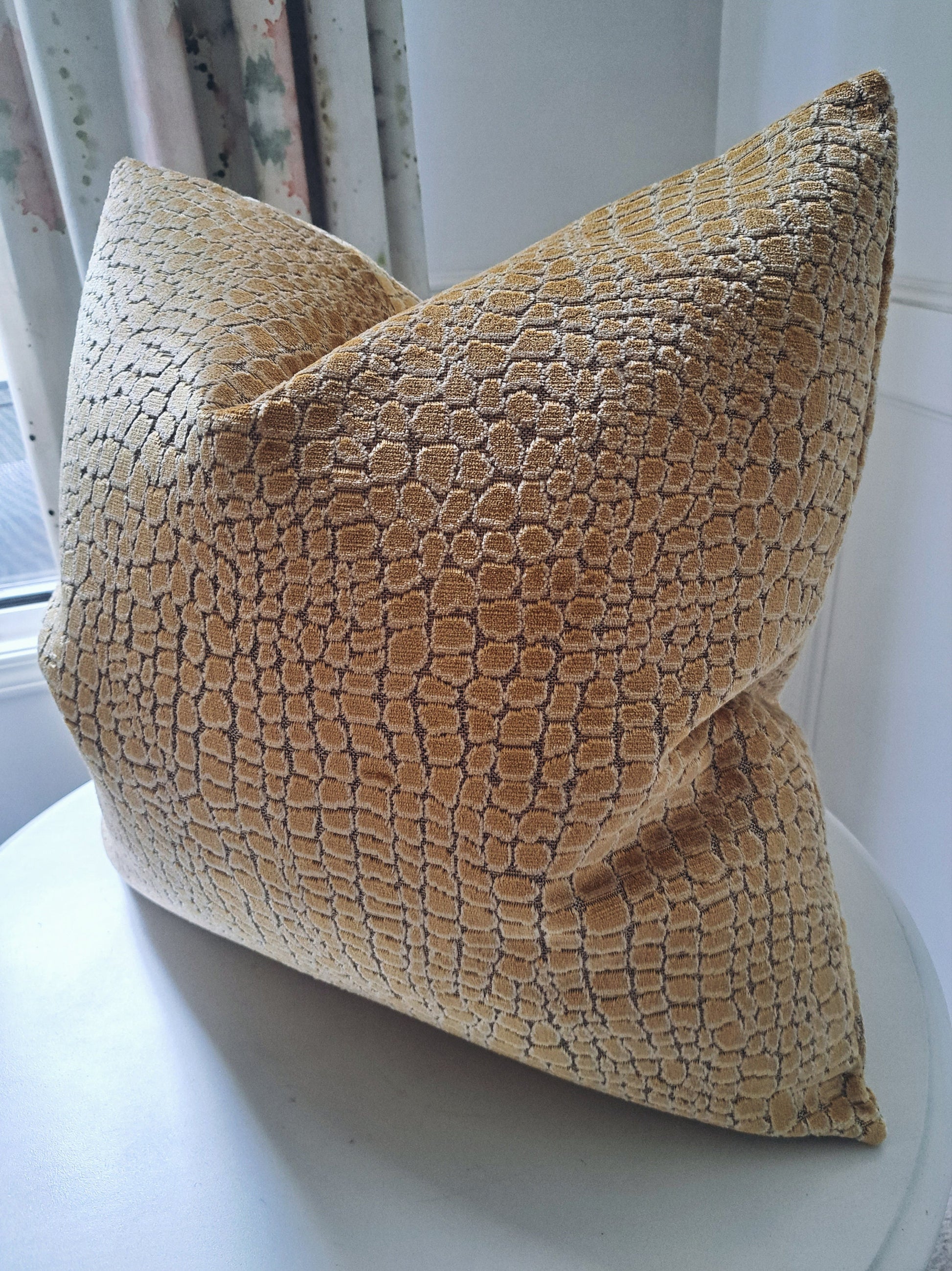 Gold cut velvet crocodile pattern pillow cover