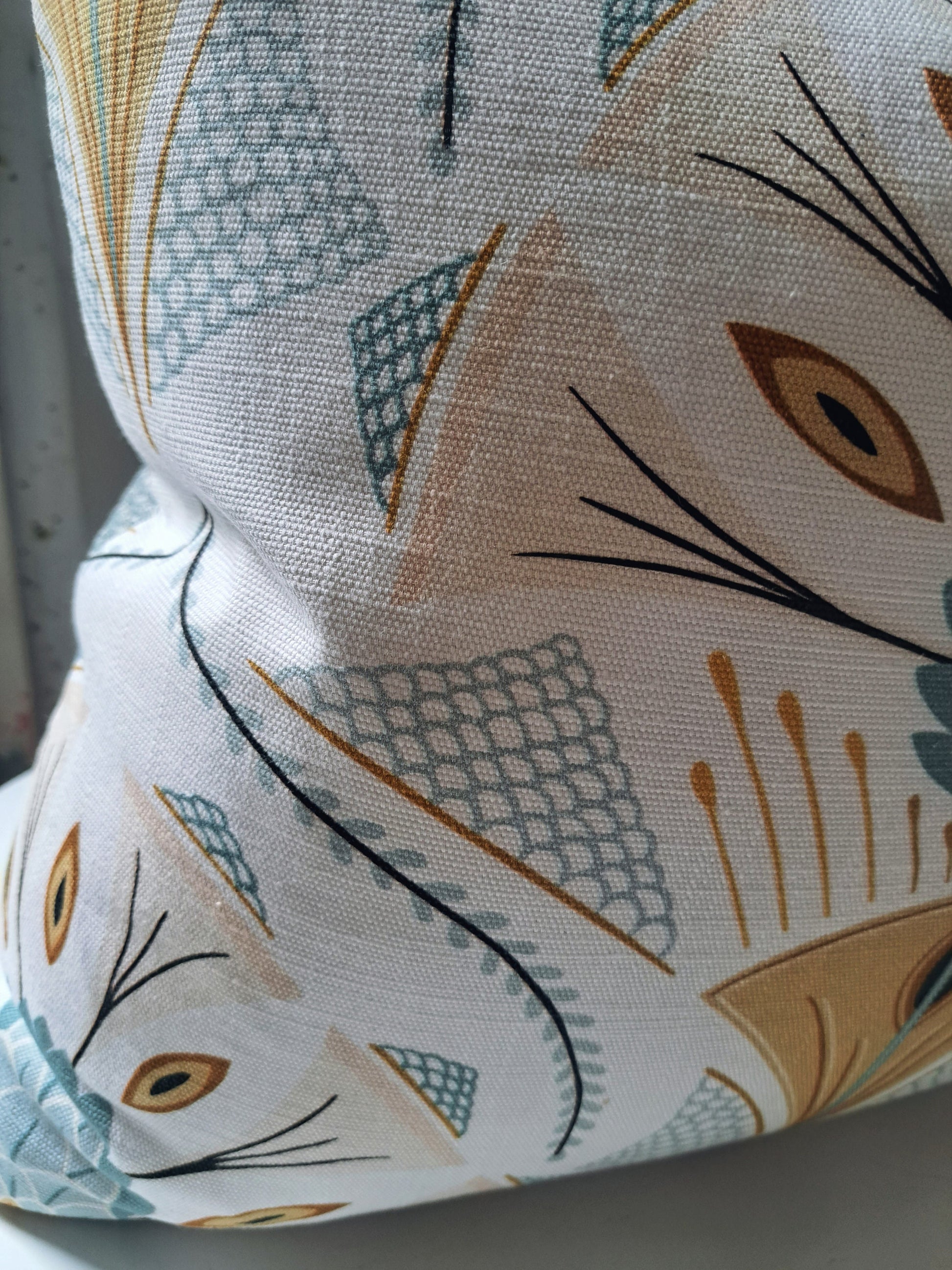 Peacock plumeau blue and gold pillow cover