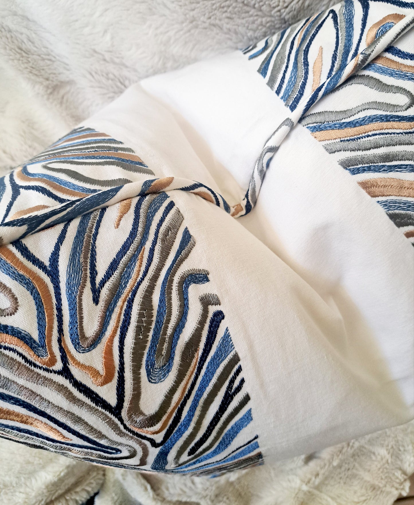 Animal stripe Allendale blues pillow cover