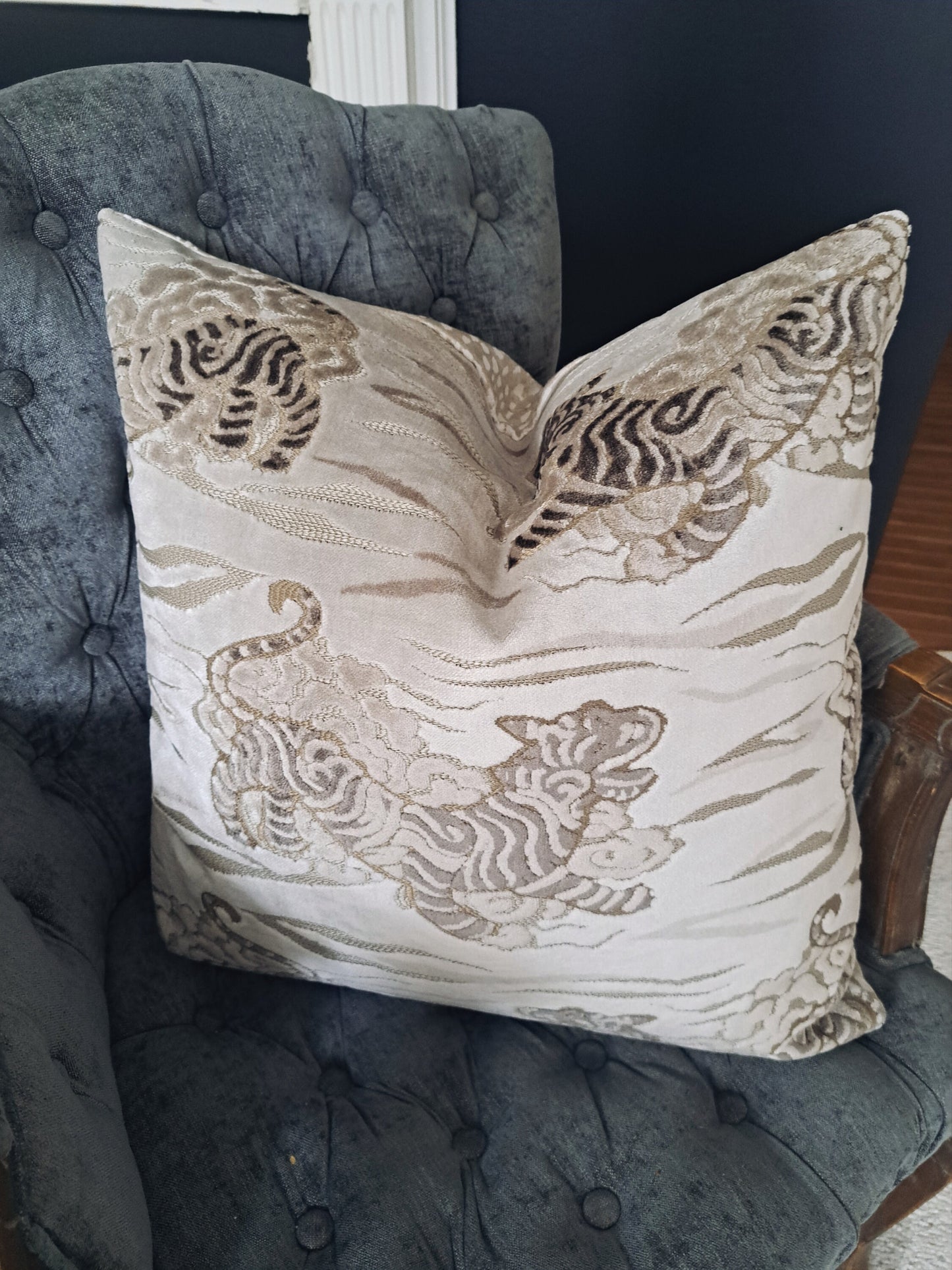 Zen Master Cloud Tiger Pillow Cover