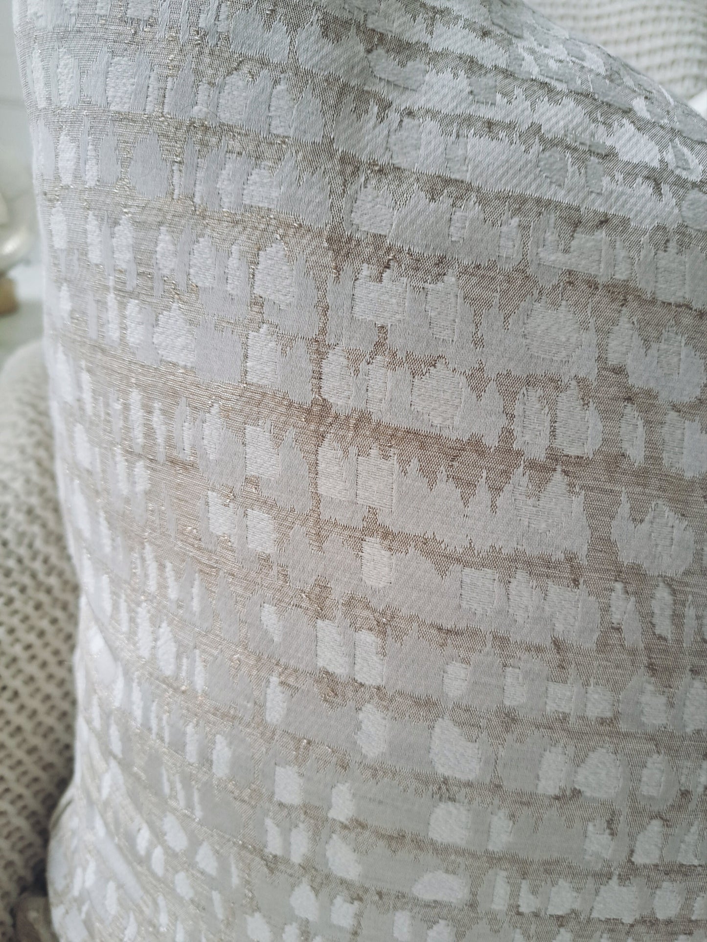 Cream and White Nuetral Print Pillow Cover