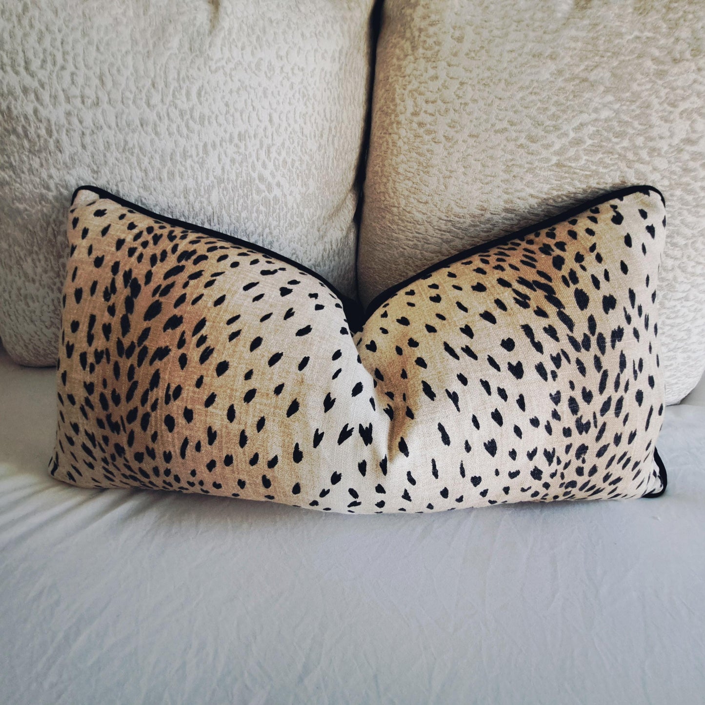 Antelope Stripe Classic Black Pillow Cover