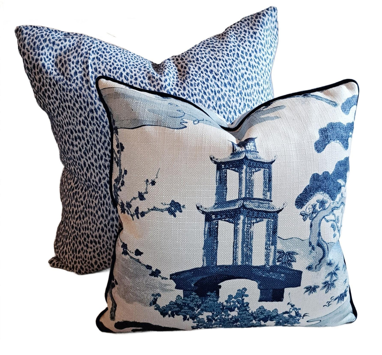 BLUE and white pagoda Chinoiserie print pillow cover