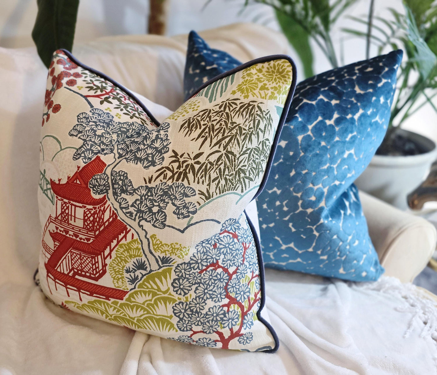 Spice Garden Red Chinoiserie Pillow Cover