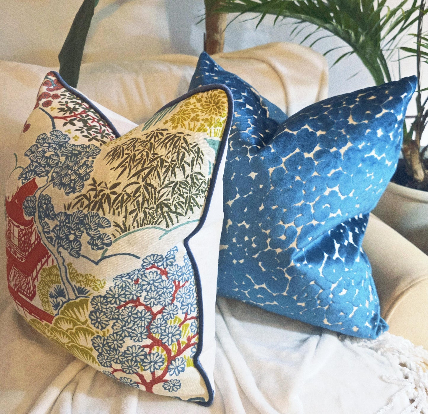 Spice Garden Red Chinoiserie Pillow Cover