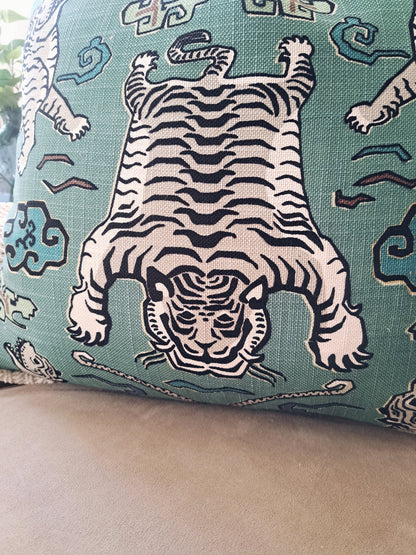 Jade Tiger Print Pillow Cover