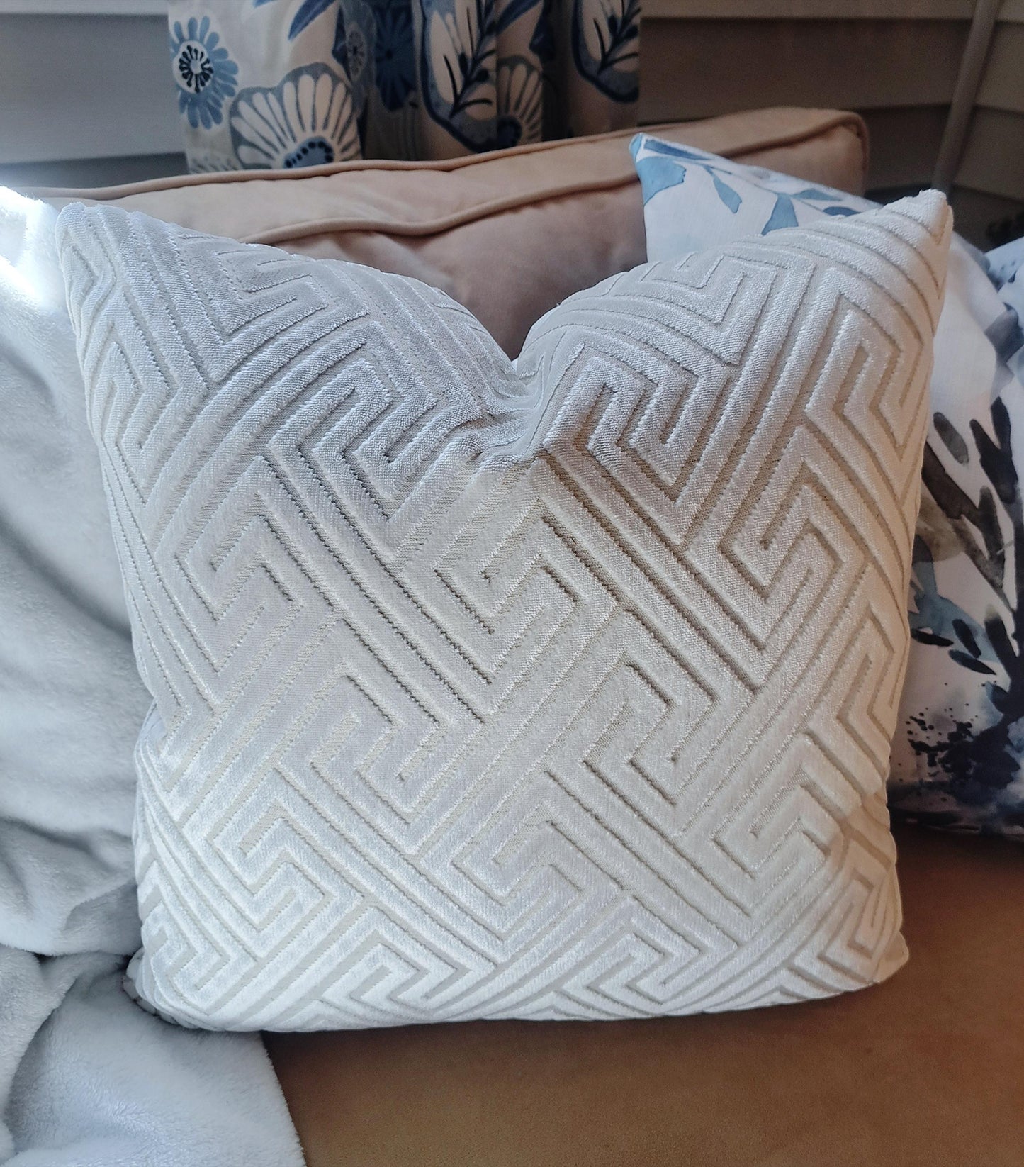 Pearl Cream Cut Velvet Greek Gey Pillow Cover