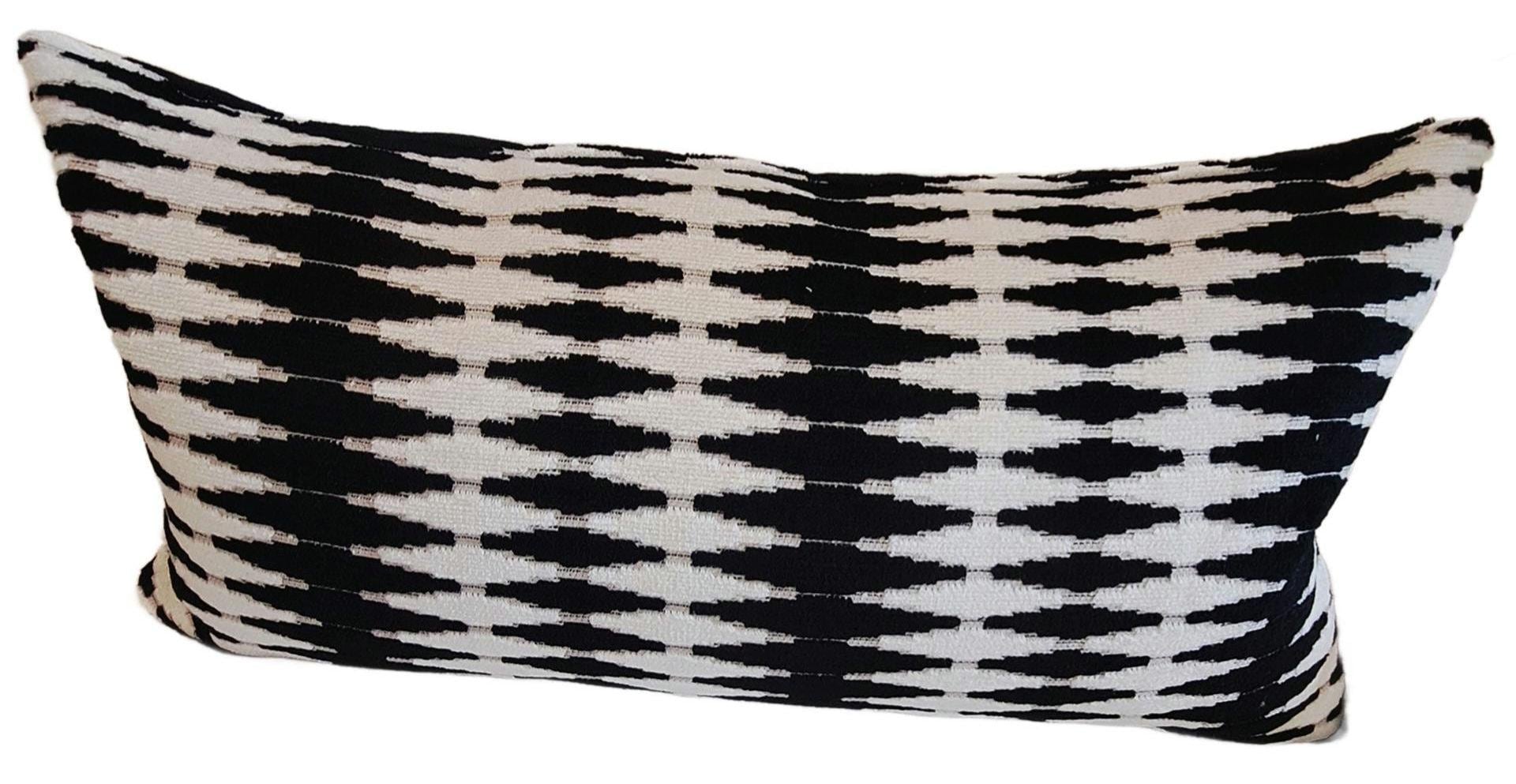 Black and White Backgammon Pattern Velvet Pillow Cover